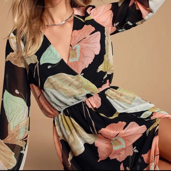 EUC Lulus Wondrous Water Lilies Black Floral High Slit Print Maxi Dress Size XS - Picture 4 of 16